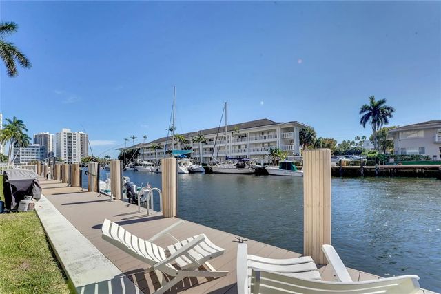 4 of 33 - 2864 Ne 33rd Court #105, Fort Lauderdale, FL