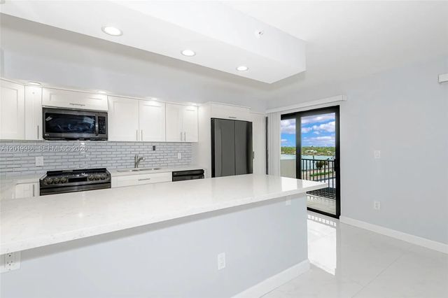 5 of 61 - 1201 S Ocean Drive #610n, Hollywood, FL