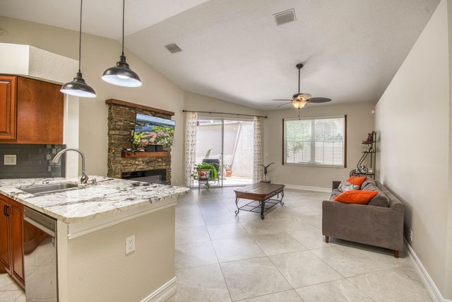 2 of 19 - 20 Via Aurelia, Palm Beach Gardens, FL