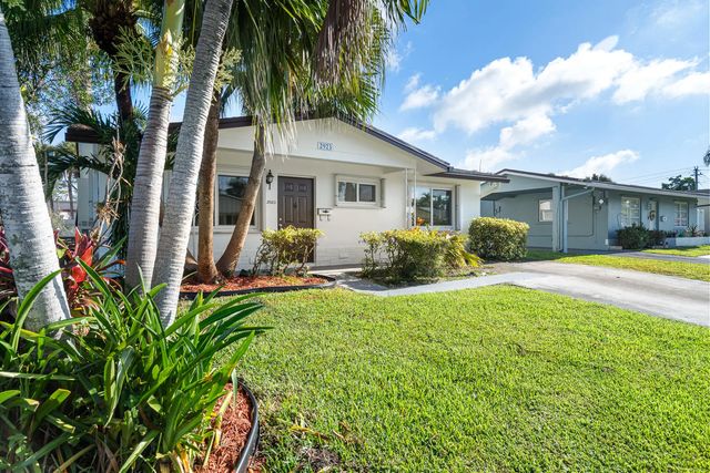 2 of 27 - 2923 Nw 48th Street, Fort Lauderdale, FL
