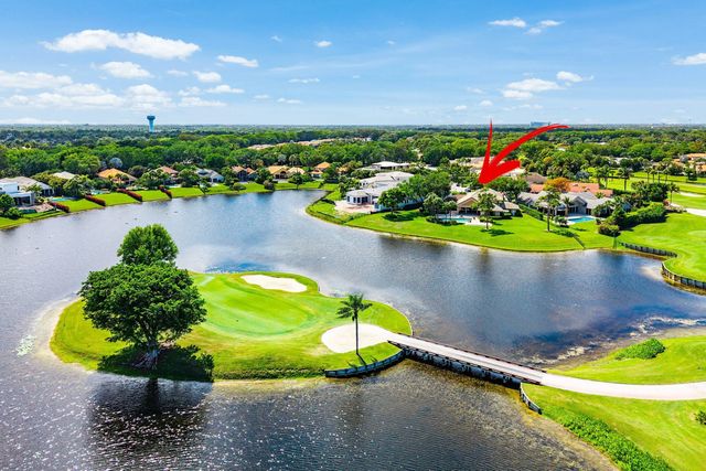 2 of 28 - 3566 Loire Lane, Palm Beach Gardens, FL