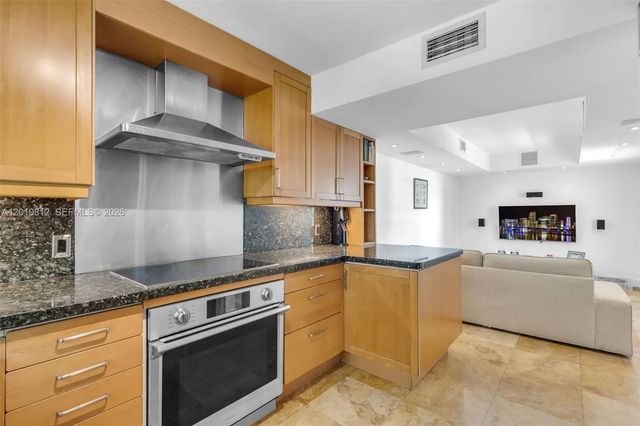 3 of 69 - 209 E Enid Drive #36, Key Biscayne, FL