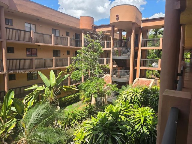 5500 W 21st Court #306, Hialeah