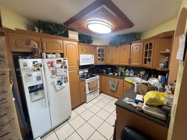 4 of 28 - 6780 W 2nd Court #313, Hialeah, FL