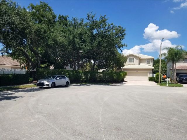 17047 Nw 16th Street, Pembroke Pines