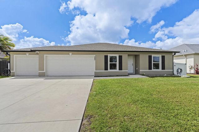 380 Sw Donna Terrace, Port St. Lucie
