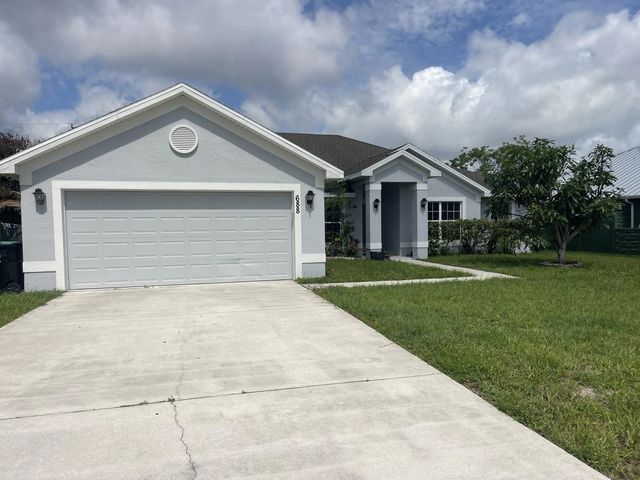 2 of 25 - 688 Sw Heather Street, Port St. Lucie, FL