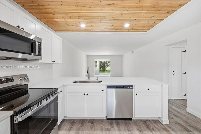 5 of 37 - 330 Ne 26th Avenue #1120, Boynton Beach, FL