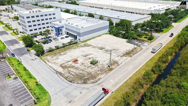 11501 Nw 124th Street, Medley