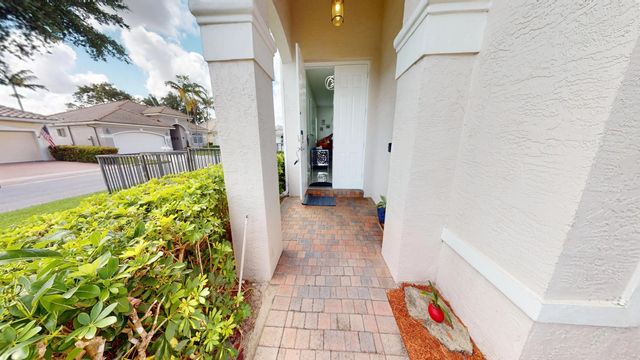 2 of 39 - 8586 White Cay, West Palm Beach, FL