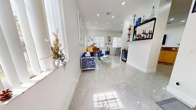 4 of 39 - 8586 White Cay, West Palm Beach, FL