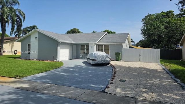 5 of 29 - 8421 Nw 8th Street, Pembroke Pines, FL