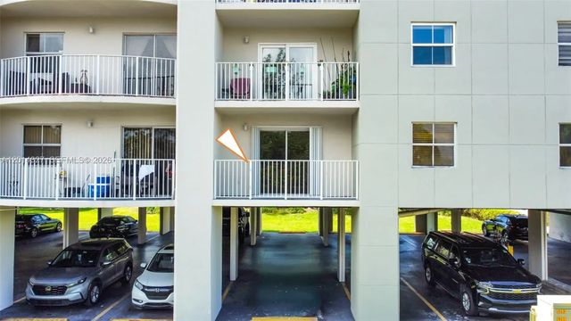 3 of 28 - 8200 Sw 210th Street #103, Cutler Bay, FL