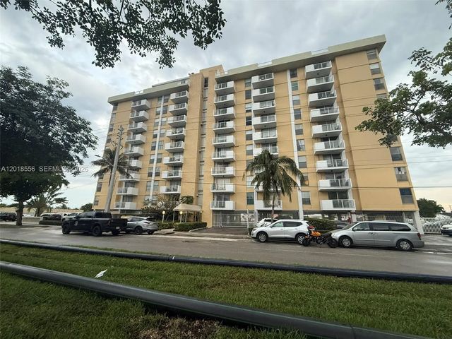 2020 Ne 135th Street #503, North Miami