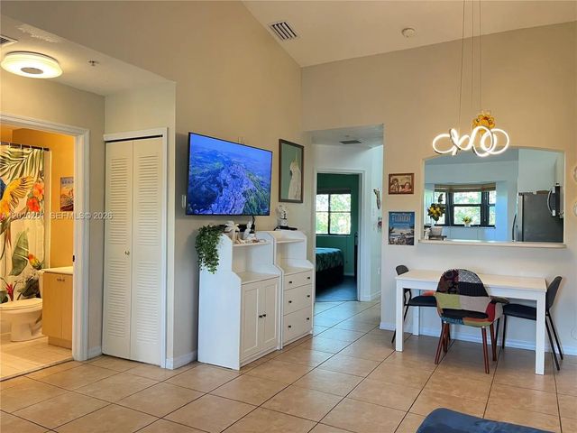 22731 Sw 88th Place #303, Cutler Bay