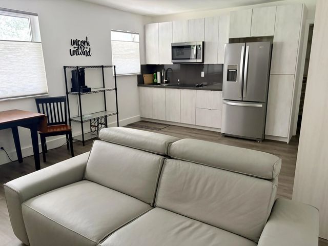2 of 22 - 1480 S Ocean Boulevard #111, Lauderdale-By-The-Sea, FL