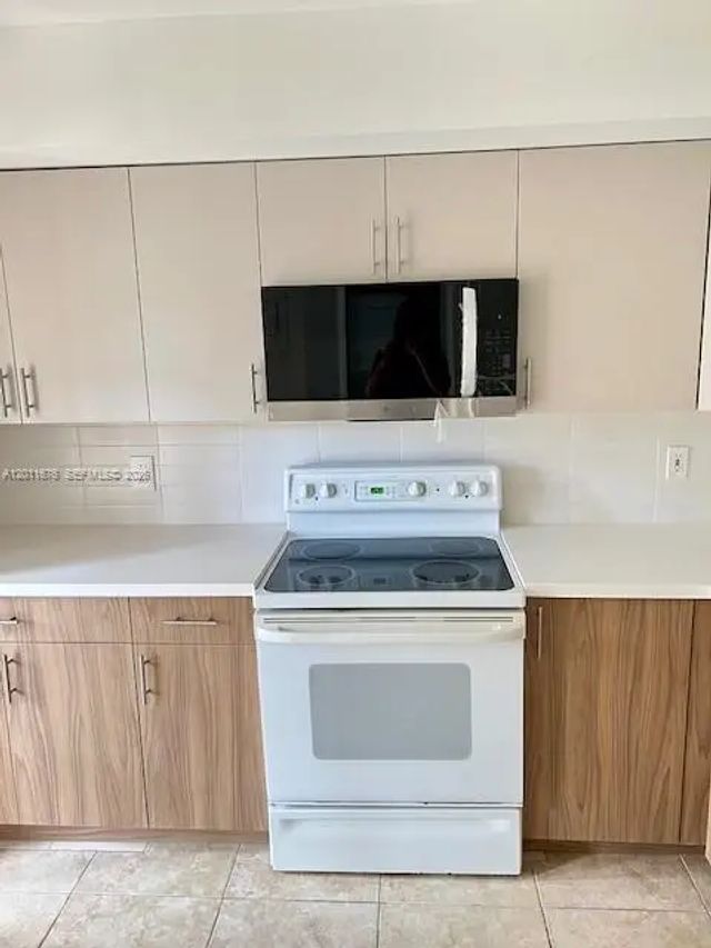 5 of 32 - 2355 Sw 15th Street #73, Deerfield Beach, FL