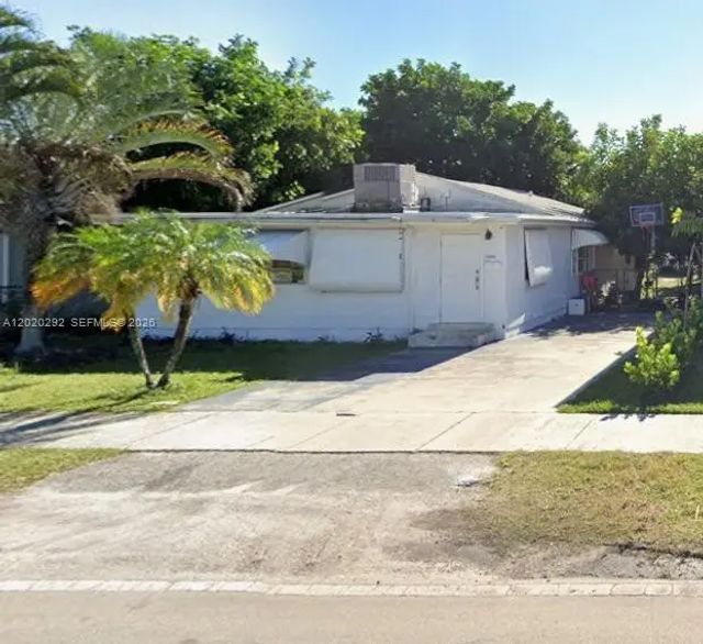 2322 Taft Street, Hollywood