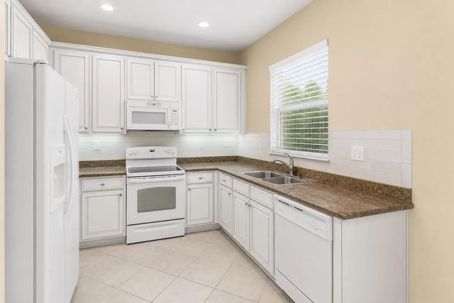 4 of 27 - 7890 Jewelwood Drive, Boynton Beach, FL