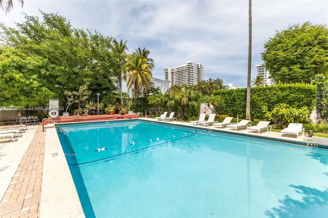 2 of 22 - 255 W 24th Street #432, Miami Beach, FL