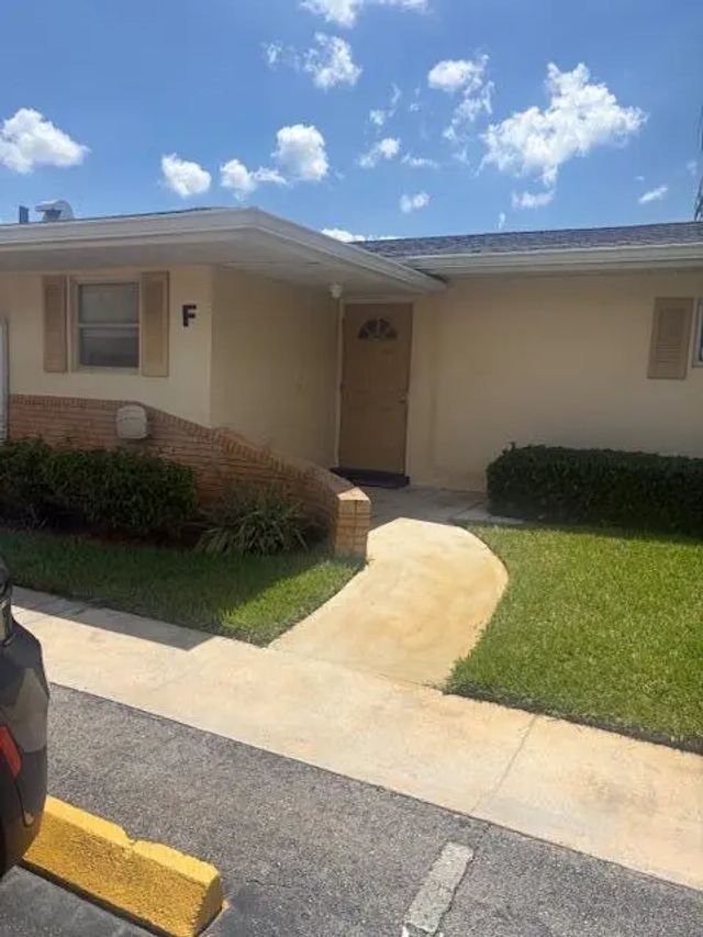 2 of 13 - 2511 W Barkley Dr Drive W #f, West Palm Beach, FL
