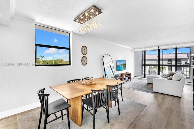 8437 Forest Hills Drive #304, Coral Springs