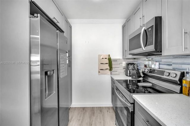 4 of 35 - 8437 Forest Hills Drive #304, Coral Springs, FL