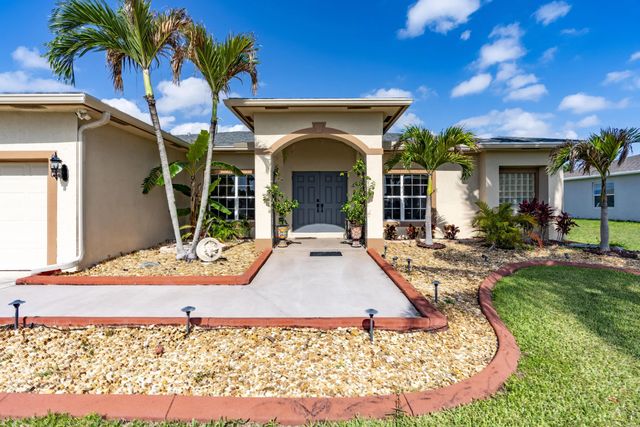 4 of 72 - 4230 Sw Bachman Street, Port St. Lucie, FL