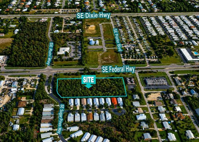 2 of 5 - 8200 Se Sugar Pines Way, Hobe Sound, FL