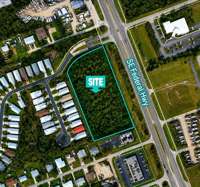 4 of 5 - 8200 Se Sugar Pines Way, Hobe Sound, FL
