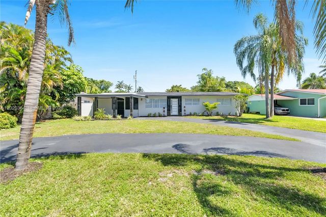 4 of 24 - 317 Nw 27th Street, Wilton Manors, FL