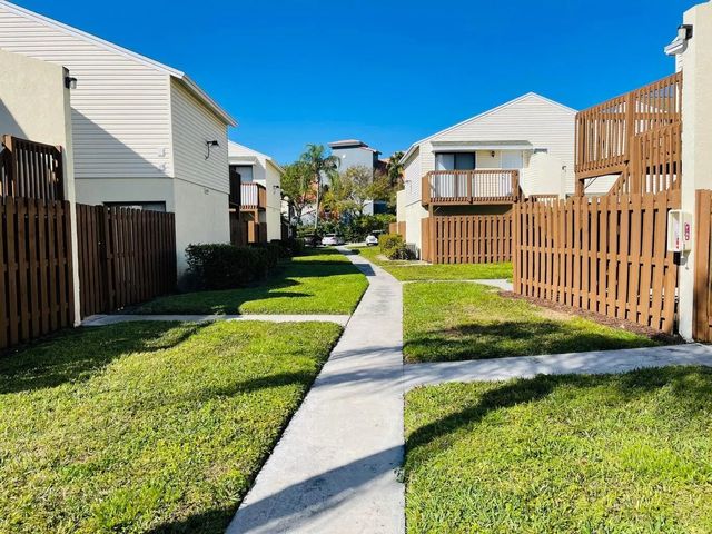 637 Executive Center Drive #n208, West Palm Beach