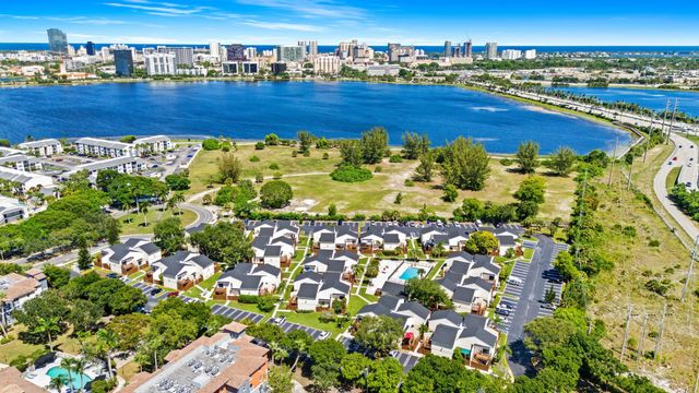3 of 15 - 637 Executive Center Drive #n208, West Palm Beach, FL