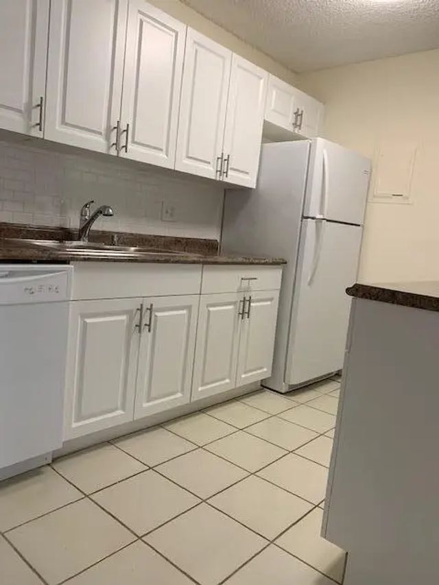 3 of 12 - 639 Executive Center Drive #o-208, West Palm Beach, FL
