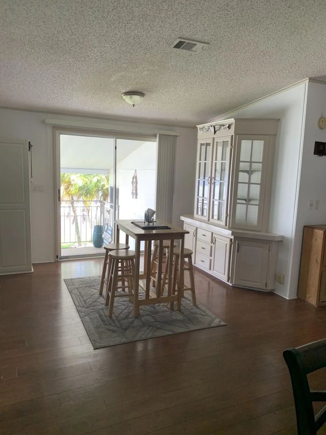 5 of 31 - 9 Universidad Lane, Port St. Lucie, FL