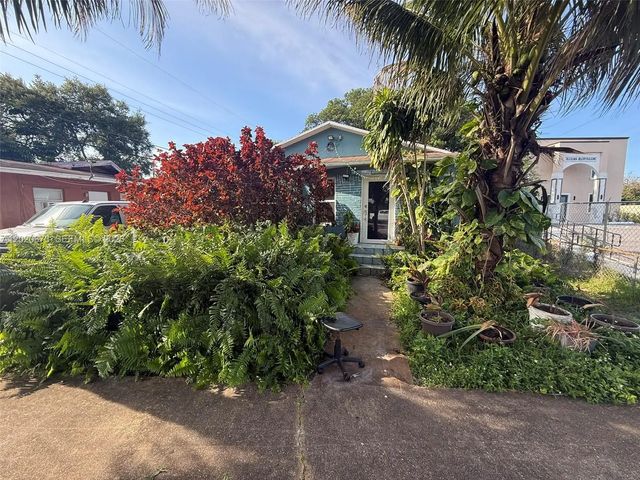688 Sw 7th Terrace, Dania Beach