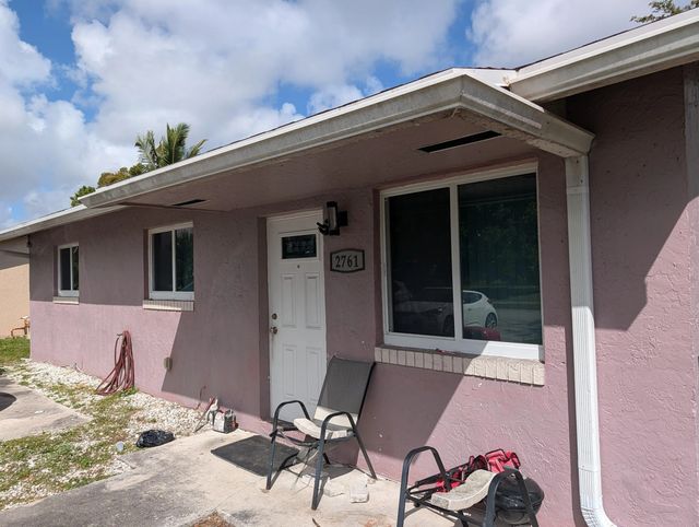 2761 Nw 11th Place, Fort Lauderdale