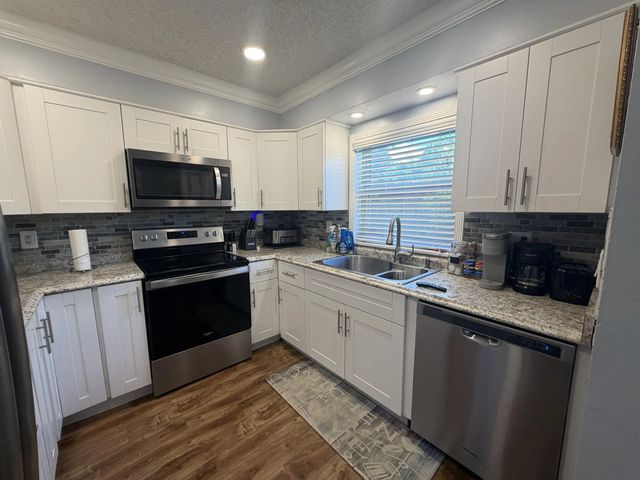 2 of 28 - 4351 Nw 32nd Court, Lauderdale Lakes, FL