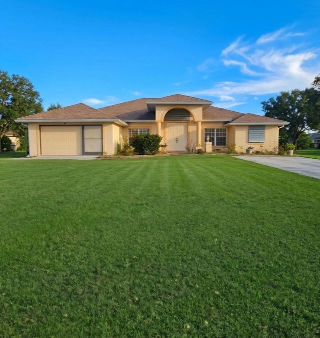 41 Pelton Circle, Port Charlotte