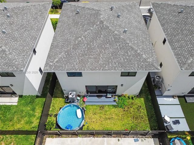 5 of 33 - 1326 Nw 2nd Lane, Florida City, FL