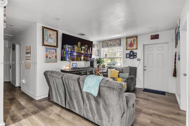 4 of 19 - 13075 Nw 16th Avenue, North Miami, FL