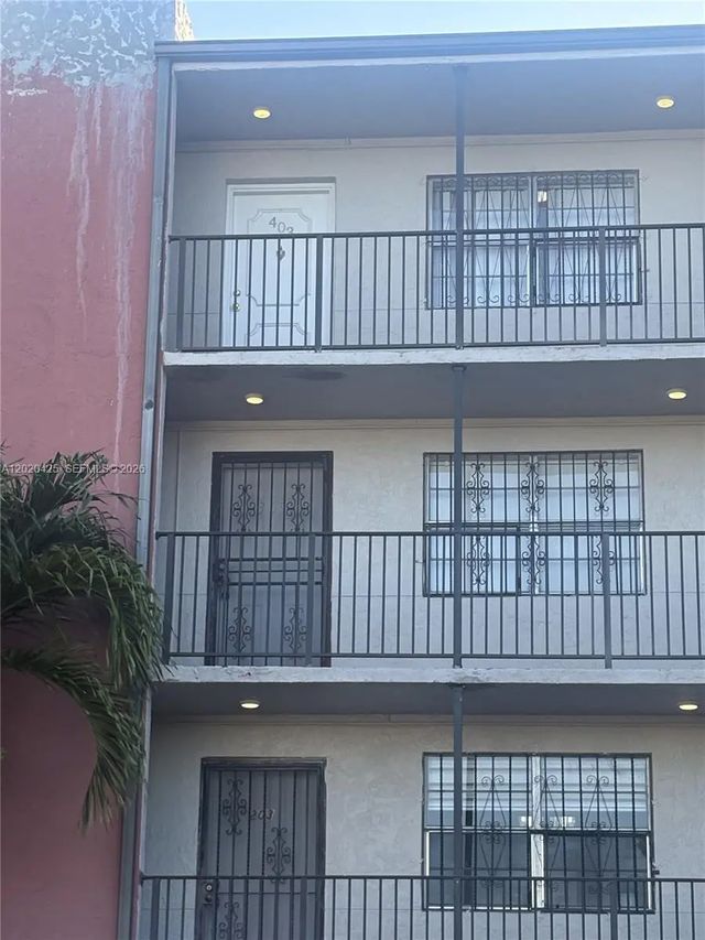 3 of 38 - 6620 W 2nd Court #403, Hialeah, FL