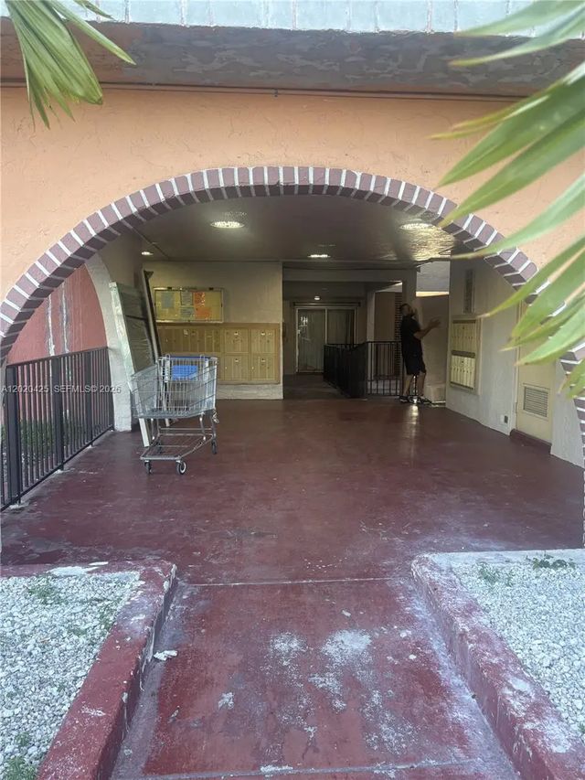 4 of 38 - 6620 W 2nd Court #403, Hialeah, FL