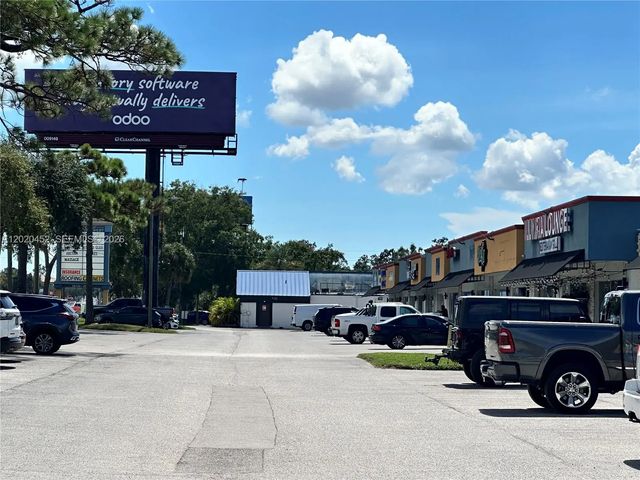 29168 N Us Hwy 19, Clearwater