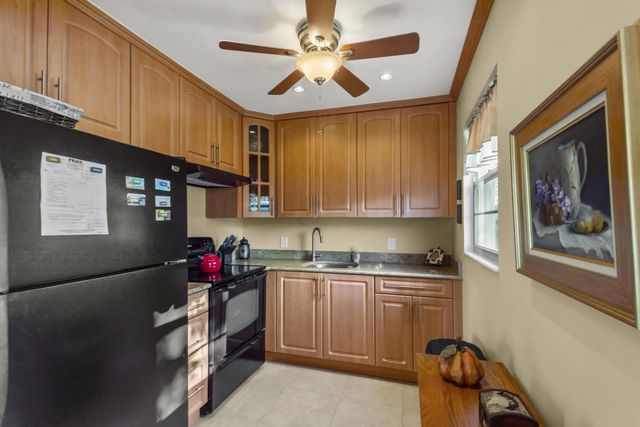 3 of 23 - 144 Tilford G Place #144, Deerfield Beach, FL