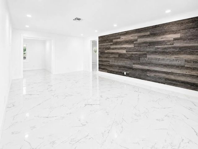 2 of 60 - 1009 Leisure Lane, Boynton Beach, FL