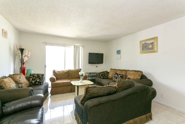 3 of 18 - 1500 N Congress Avenue #c29, West Palm Beach, FL