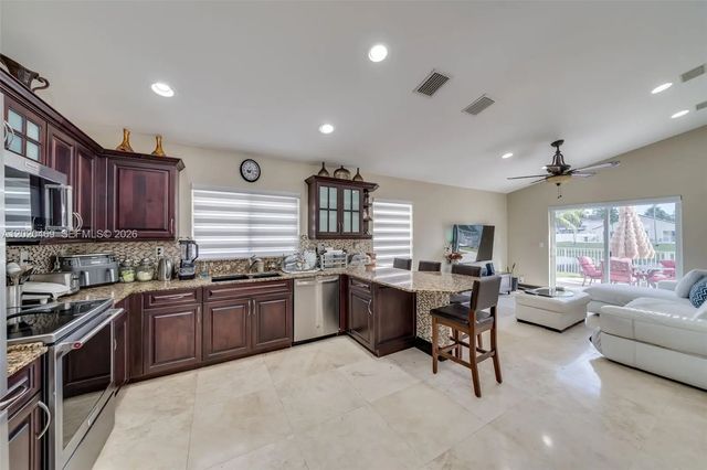3 of 15 - 5032 Sw 34th Terrace, Hollywood, FL