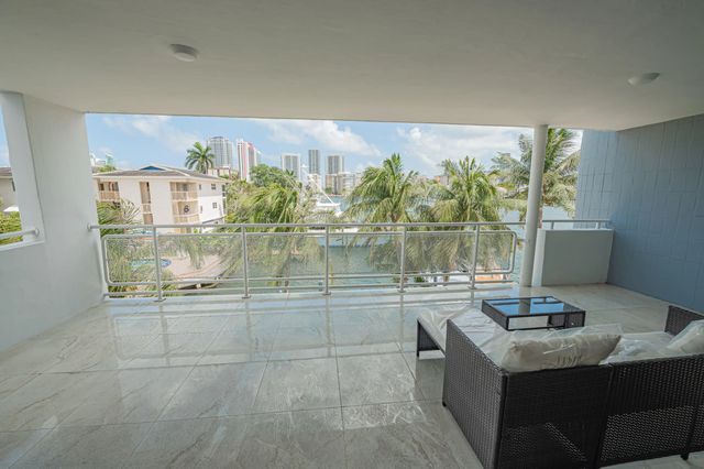 468 Golden Isles Drive #202, Hallandale Beach