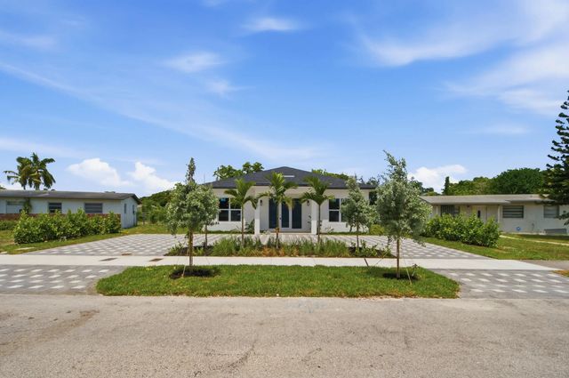 2 of 38 - 1705 Nw 15th Street, Fort Lauderdale, FL